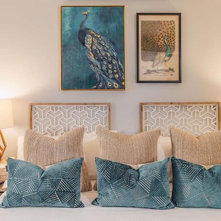 King Bed Open Floorplan In Heart Of Bham Villa Birmingham Bagian luar foto